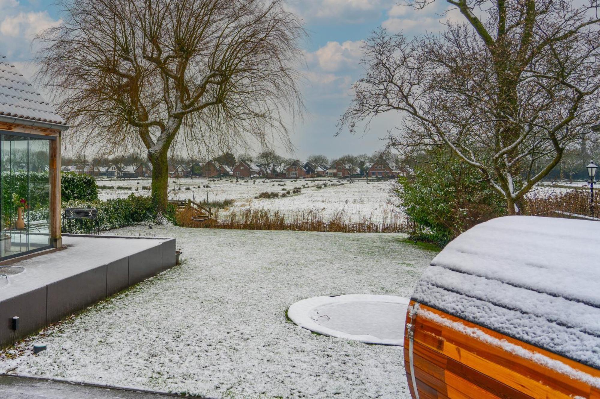 B&B Wellness 'De Bourgondische Lelie' Bunschoten Exterior photo