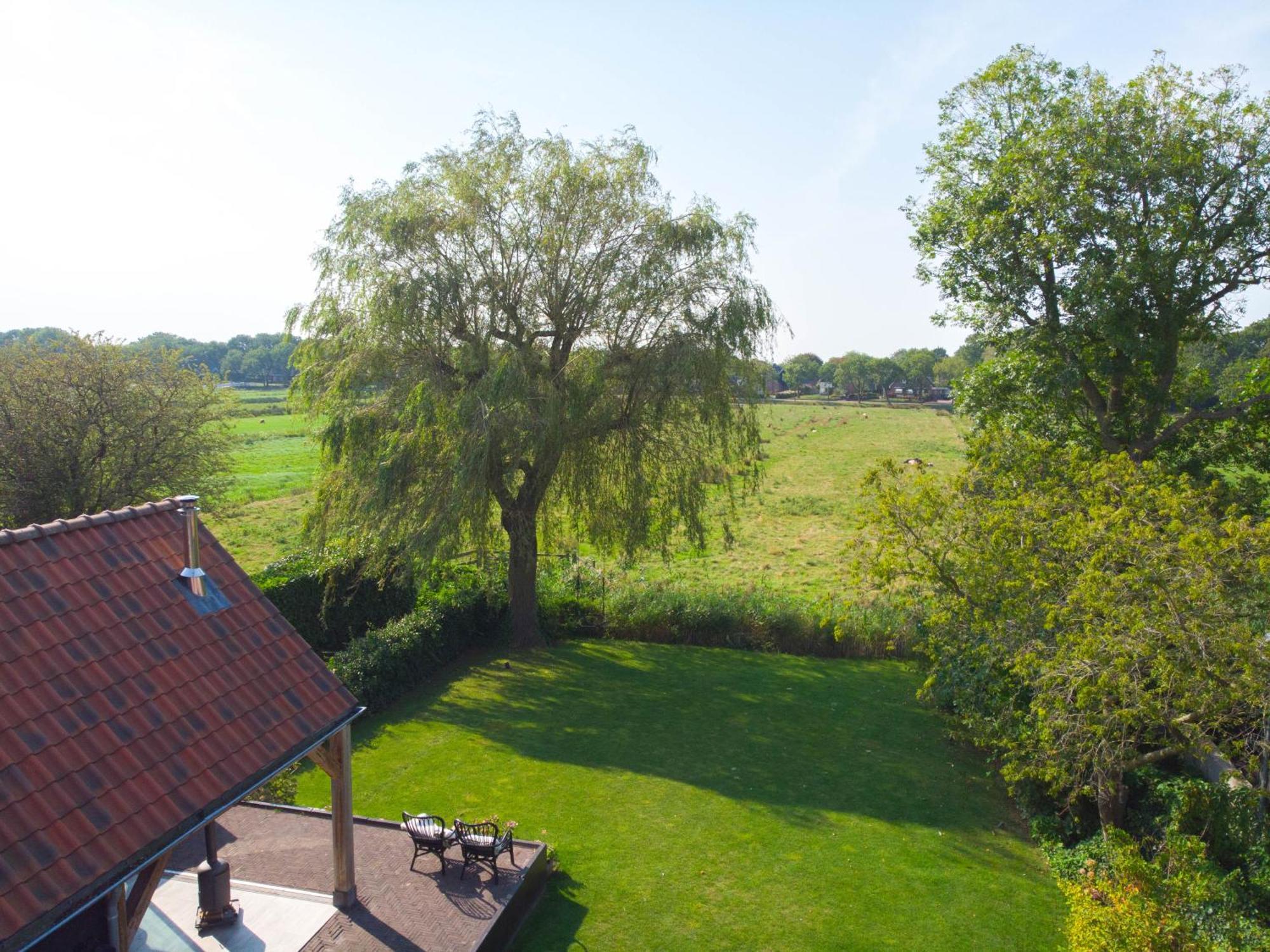 B&B Wellness 'De Bourgondische Lelie' Bunschoten Exterior photo